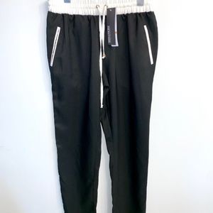 NWT Kenneth Cole Reaction Black and Cream Joggers